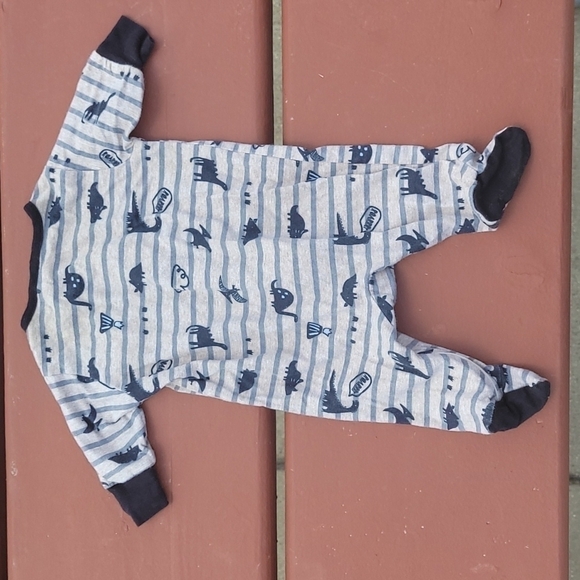 Gerber newborn striped dinosaur onesie - Picture 6 of 6